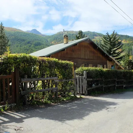 Chaleureux A Avec Vue Montagne Et Cheminee Chalet Saint-Chaffrey
