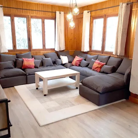 Chalet Chaleureux A Avec Vue Montagne Et Cheminee *